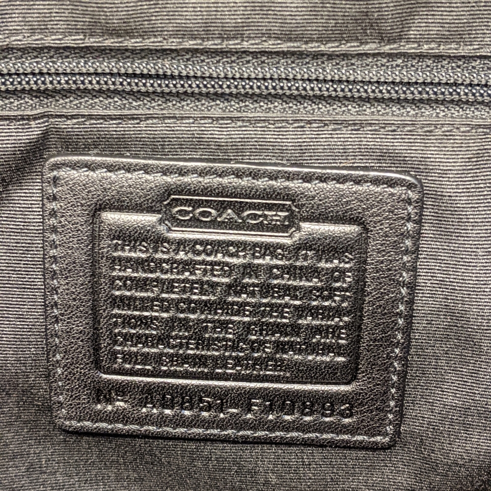 Coach F10893 pebble leather soft black purse EUC Vintage Y2K - Picture 4 of 6